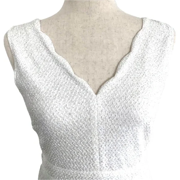 Altar’d State Women’s Sleeveless Scallop V-Neck Knit Skater Dress, White Small - Picture 4 of 11